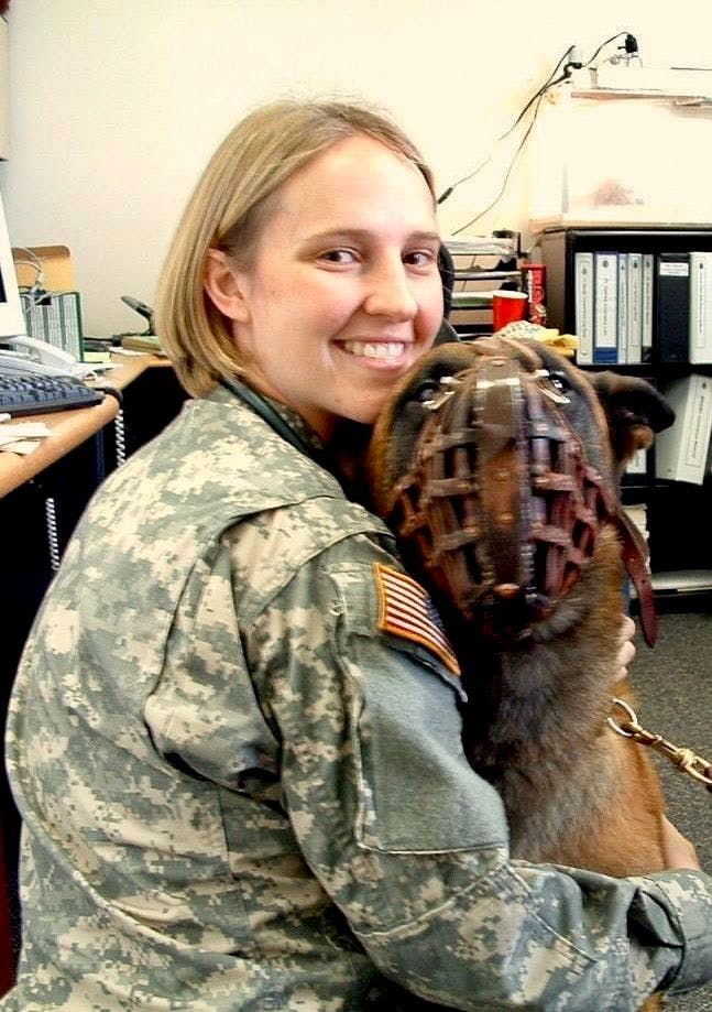 Chosa with a patient in the US Army Veterinary Corps