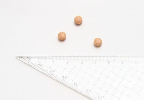 5 mm Pinfenon (S) tablets. (Photo courtesy of Scarecrow Incorporated)