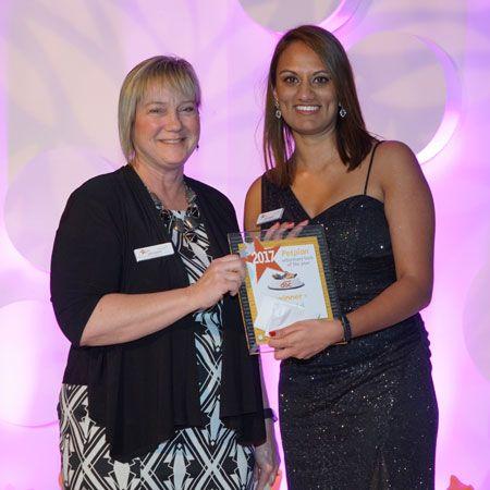 Vet-Tech-winner-Purvi-Patel-(r)-with-Julie-Legred-of-NAVT_450.jpg